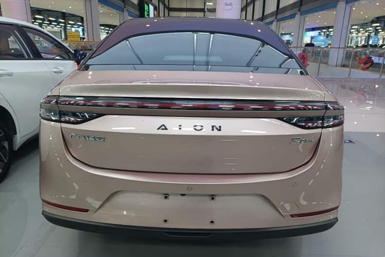 Used AION S Plus 2022 80 Tech Edition Rear