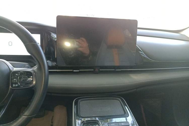 Used AION S Plus 2022 70 Intelligent Edition Audio And AC Panel