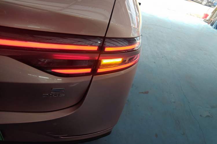 Used AION S Plus 2022 70 Intelligent Driving Edition Exterior 6