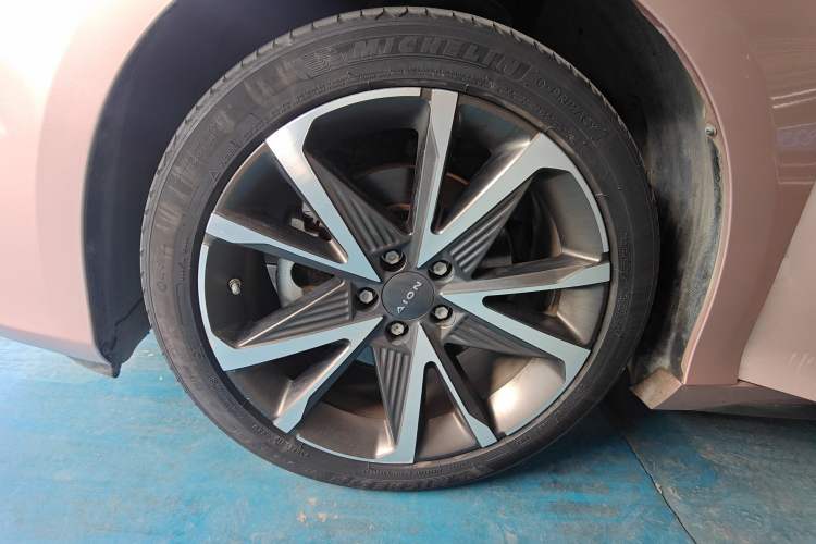 Used AION S Plus 2022 70 Intelligent Driving Edition Exterior 7