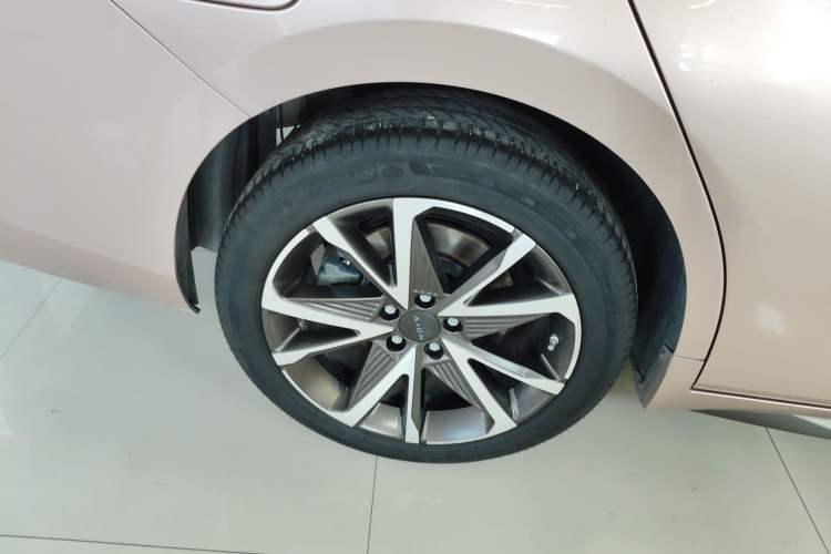 Used AION S Plus 2022 70 Intelligent Edition Exterior 8