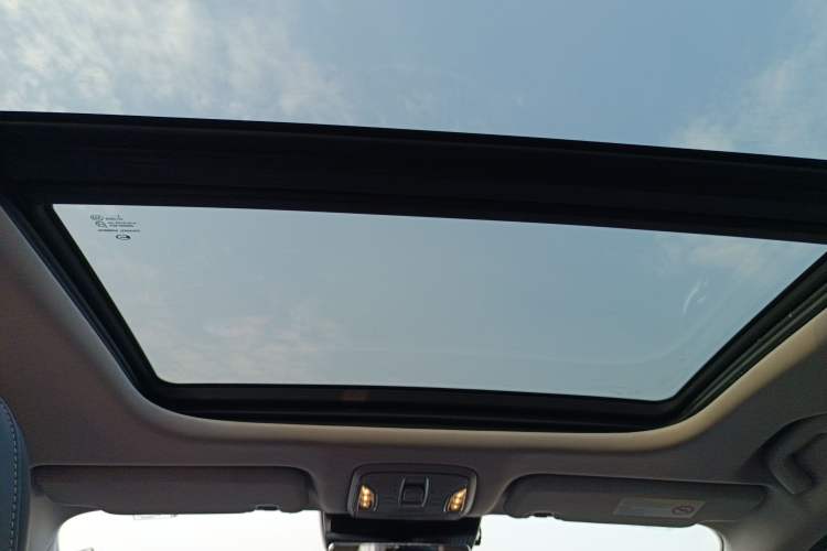 Used AION S Plus 2022 80 Tech Edition Headliner