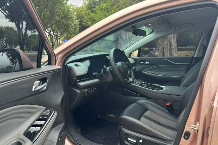 Used AION S Plus 2022 70 Intelligent Edition Interior 3