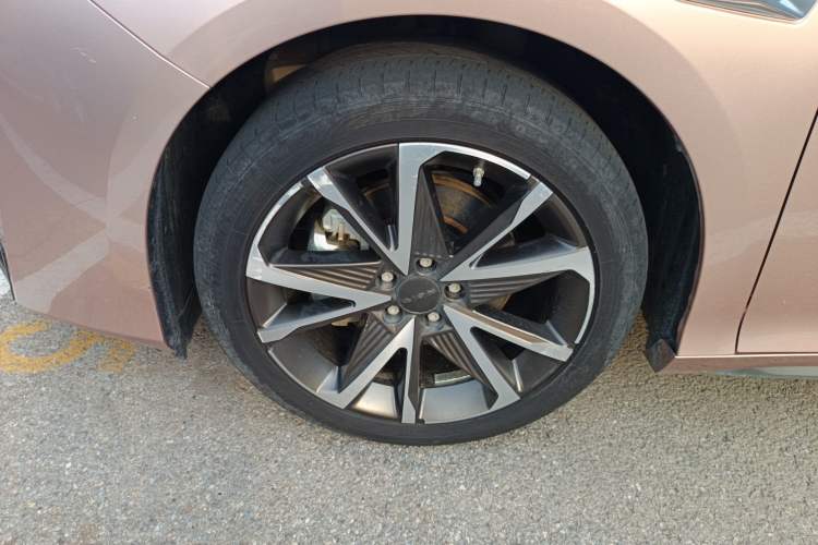 Used AION S Plus 2022 80 Tech Edition Left Front Wheel Hub