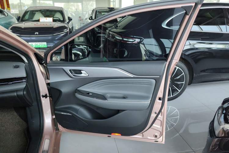 Used AION S Plus 2022 80 Intelligent Driving Version Right Front Door Interior