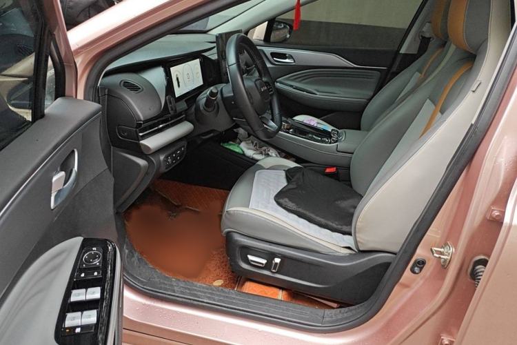 Used AION S Plus 2022 80 Tech Edition Right Front Seat