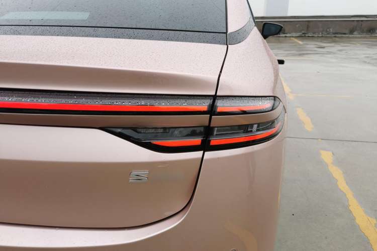 Used AION S Plus 2022 70 Intelligent Driving Edition Right Rear Taillight