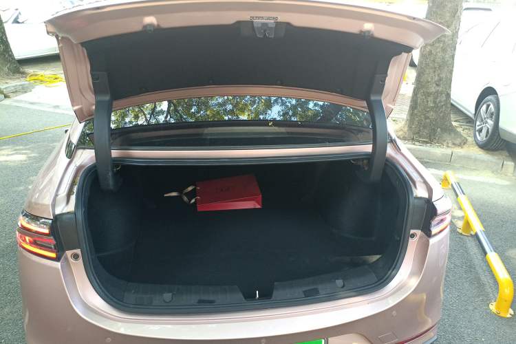 Used AION S Plus 2022 70 Intelligent Edition Trunk