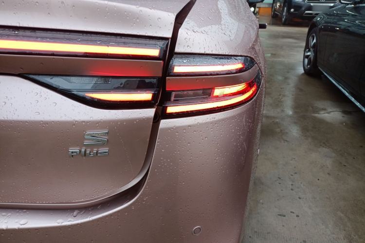 Used AION S Plus 2022 70 Intelligent Driving Edition Right Rear Taillight