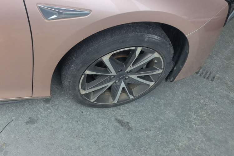 Used AION S Plus 2022 70 Intelligent Edition Right Rear Wheel Hub