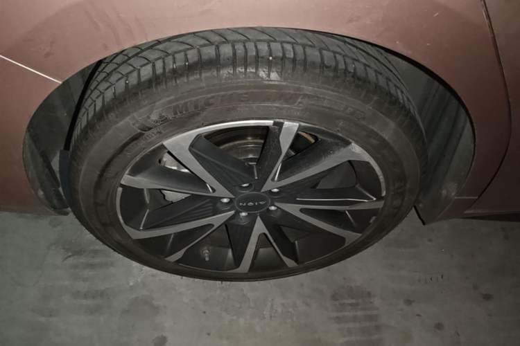 Used AION S Plus 2022 70 Intelligent Driving Edition Right Rear Wheel Hub