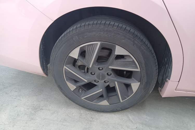 Used AION S Plus 2022 70 Enjoy Edition Right Rear Wheel Hub