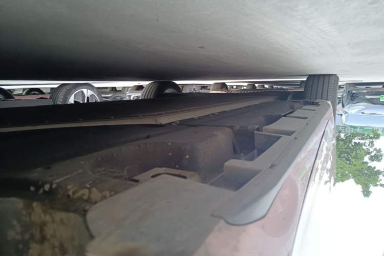 Used AION S Plus 2022 70 Enjoy Edition Right Side Sill