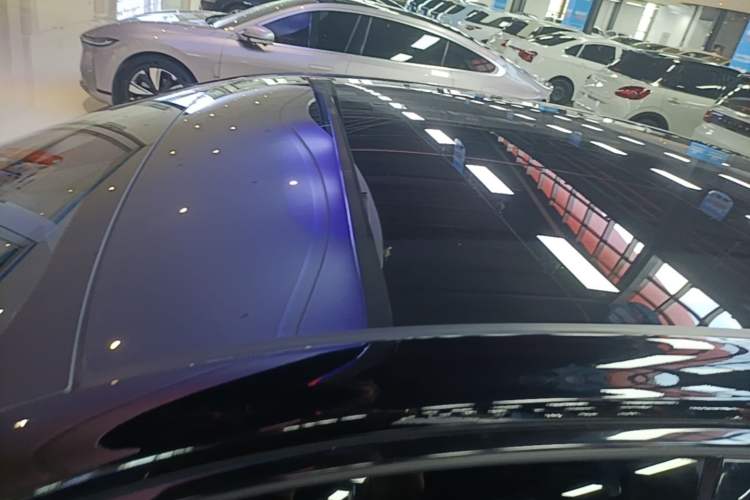 Used AION S Plus 2022 80 Tech Edition Roof