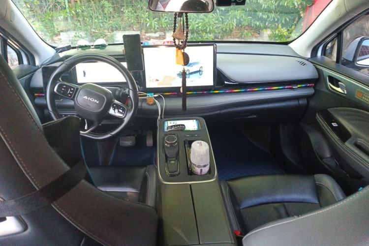 Used AION S Plus 2022 70 Intelligent Edition Center Console