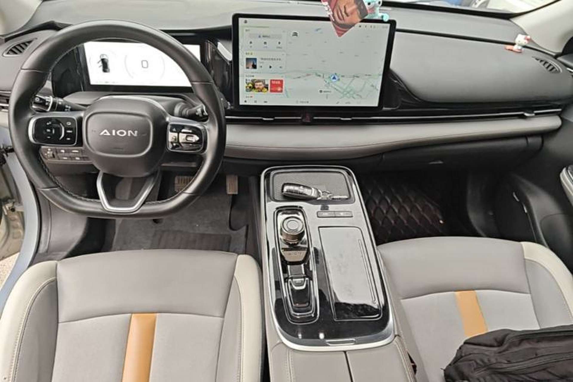 Used AION S Plus 2022 70 Intelligent Edition Center Console