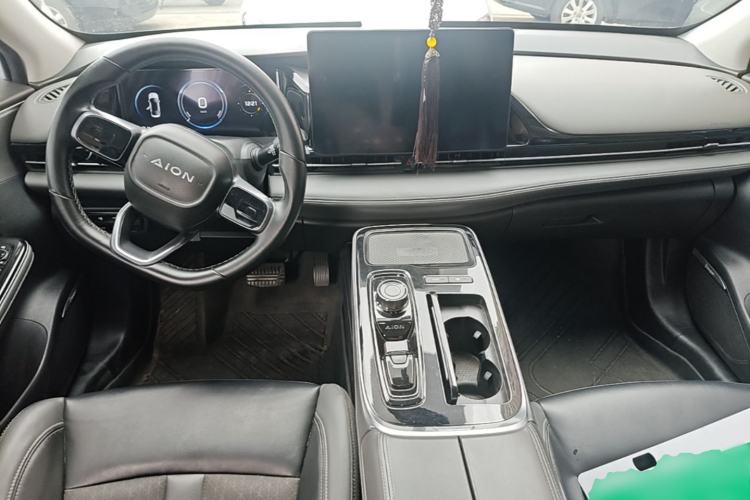 Used AION S Plus 2022 70 Intelligent Edition Center Console