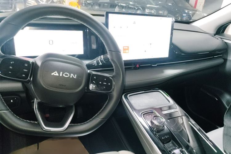 Used AION S Plus 2022 70 Intelligent Edition Center Console