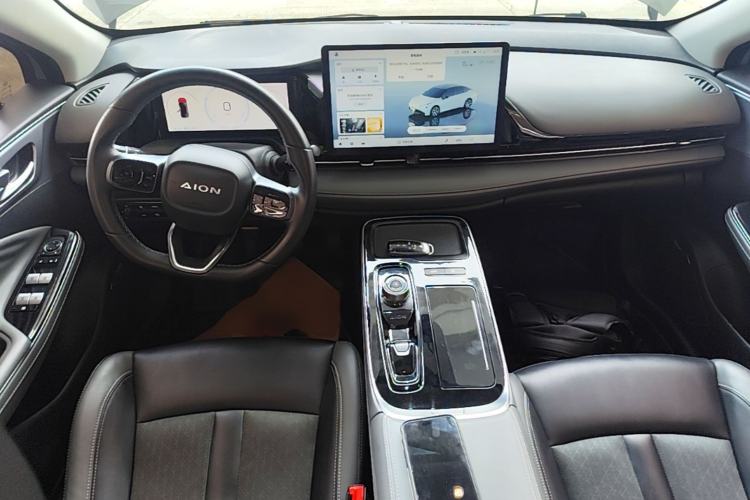 Used AION S Plus 2022 70 Enjoy Edition Center Console