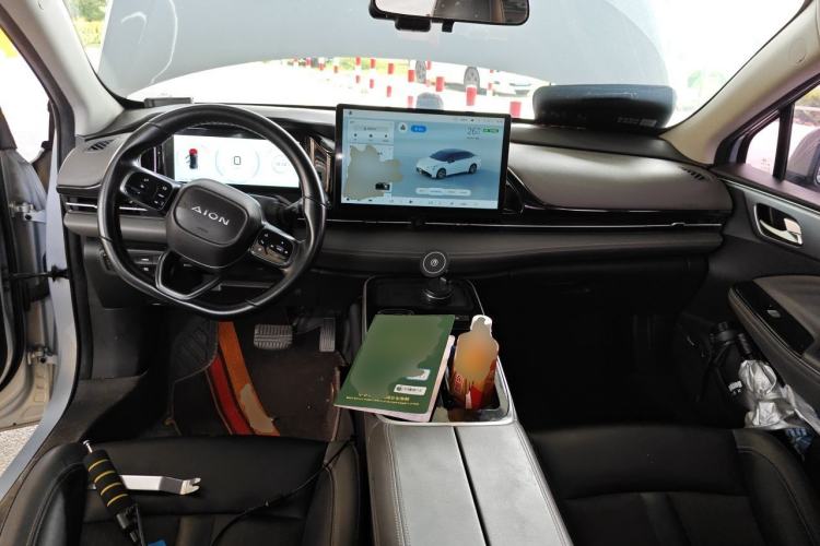 Used AION S Plus 2022 70 Intelligent Edition Center Console
