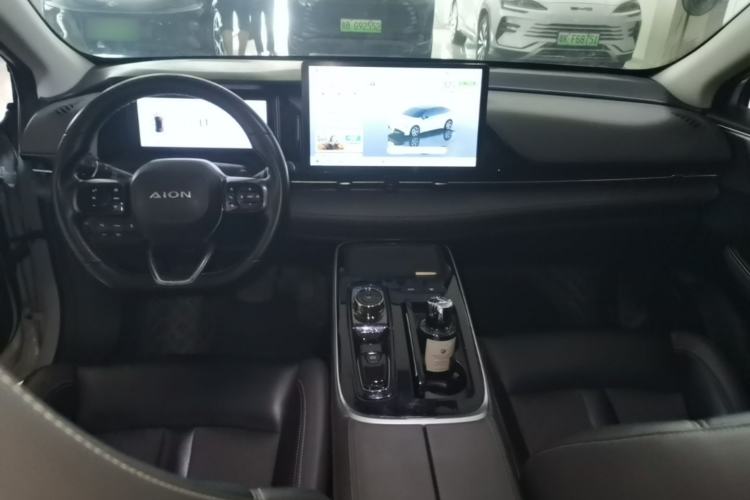 Used AION S Plus 2022 70 Intelligent Edition Center Console