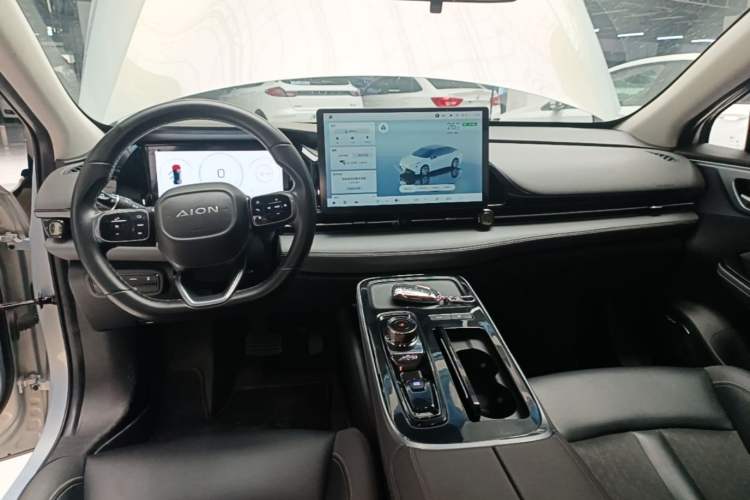 Used AION S Plus 2022 70 Intelligent Edition Center Console