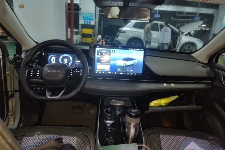 Used AION S Plus 2022 70 Intelligent Edition Center Console