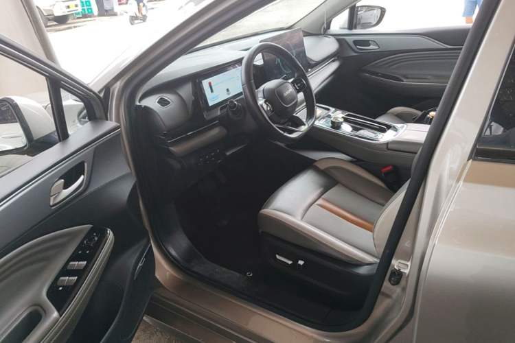 Used AION S Plus 2022 80 Tech Edition Driver Seat