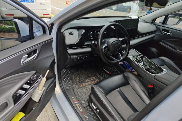 Used AION S Plus 2022 80 Tech Edition Driver Seat