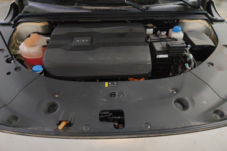 Used AION S Plus 2022 70 Intelligent Driving Edition Engine Bay