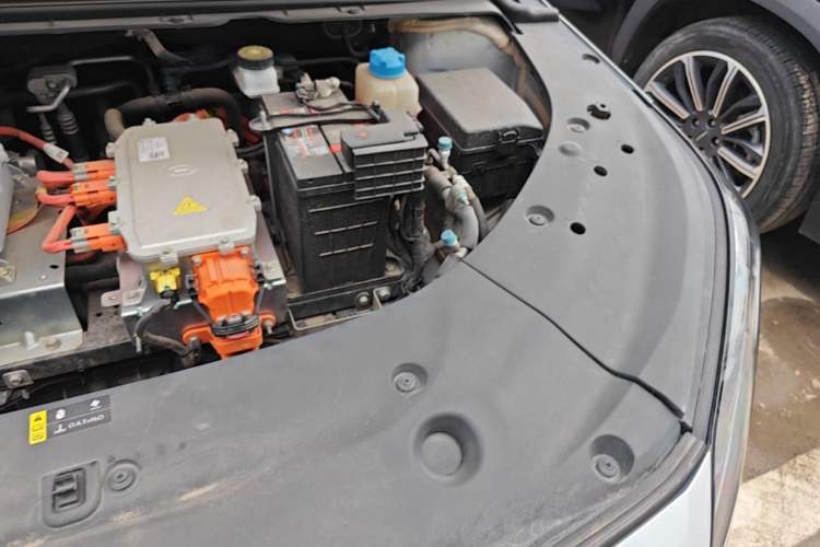 Used AION S Plus 2022 80 Tech Edition Engine Bay Left
