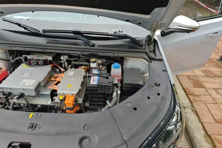 Used AION S Plus 2022 80 Tech Edition Engine Bay Left
