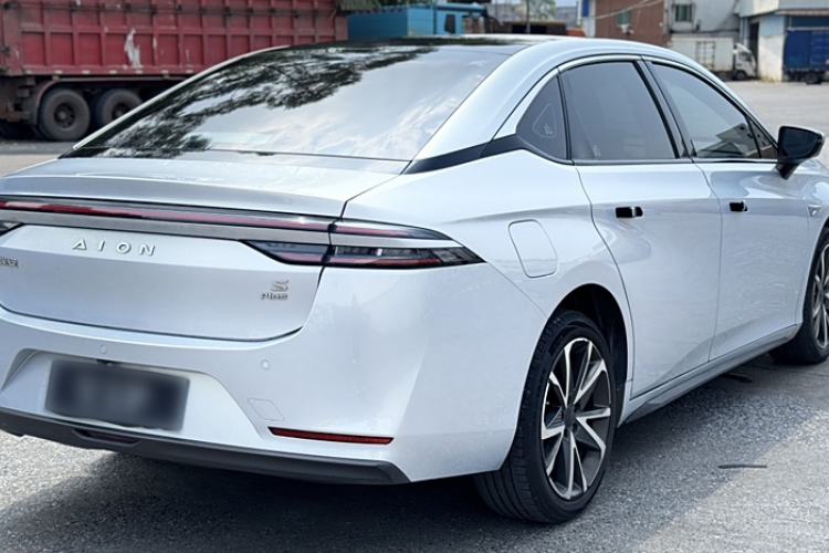 Used AION S Plus 2022 80 Tech Edition Exterior 5