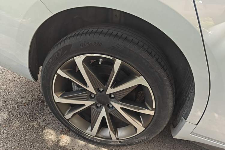 Used AION S Plus 2022 70 Intelligent Edition Exterior 5