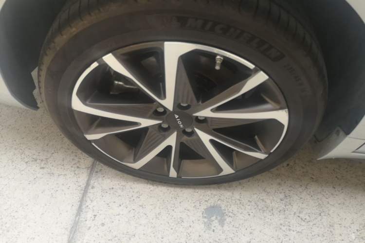 Used AION S Plus 2022 70 Intelligent Edition Exterior 5