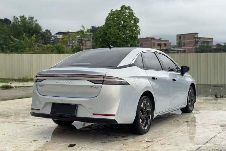Used AION S Plus 2022 70 Intelligent Edition Exterior 8