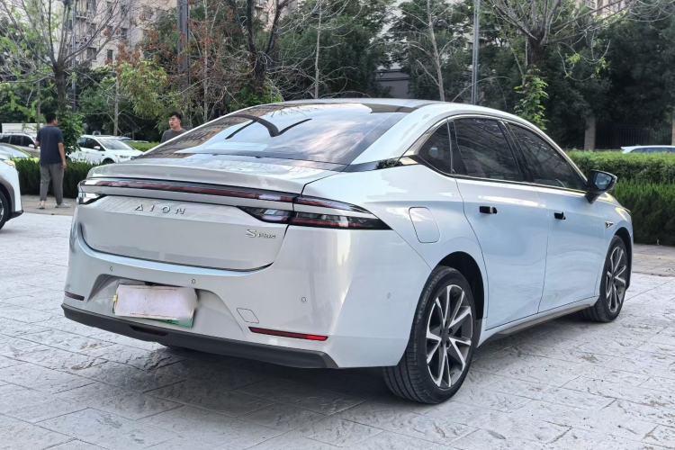 Used AION S Plus 2022 70 Intelligent Driving Edition Exterior 8
