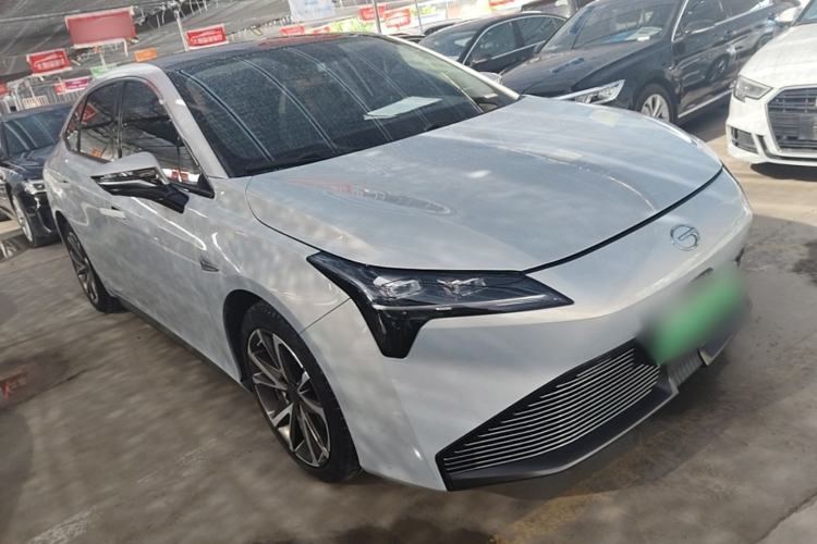 Used AION S Plus 2022 70 Intelligent Edition Front Right 45 Deg