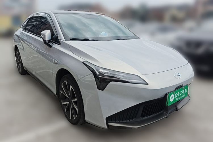 Used AION S Plus 2022 70 Intelligent Edition Front Right 45 Deg