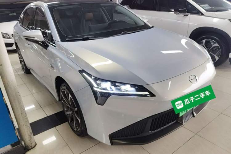 Used AION S Plus 2022 70 Intelligent Edition Front Right 45 Deg