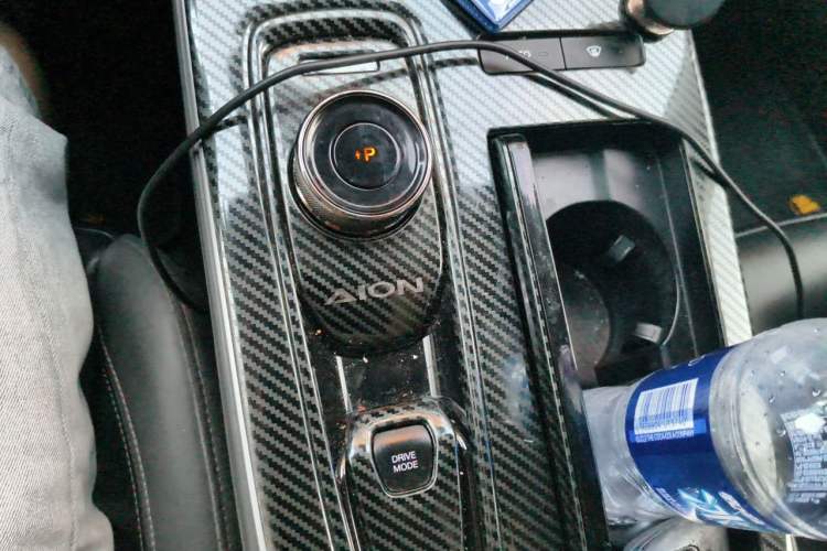 Used AION S Plus 2022 80 Tech Edition Gear Lever