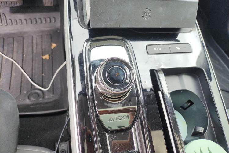 Used AION S Plus 2022 80 Tech Edition Gear Lever
