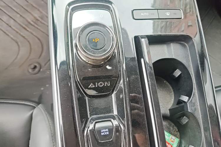 Used AION S Plus 2022 70 Intelligent Edition Gear Lever