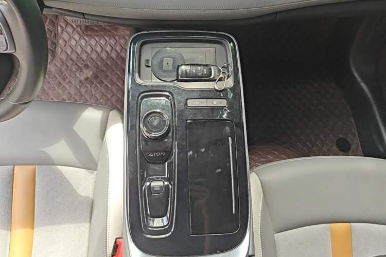 Used AION S Plus 2022 70 Intelligent Edition Gear Lever