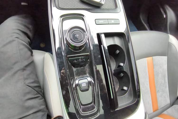 Used AION S Plus 2022 70 Intelligent Edition Gear Lever