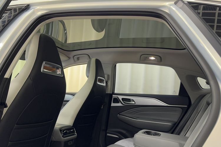 Used AION S Plus 2022 80 Tech Edition Headliner