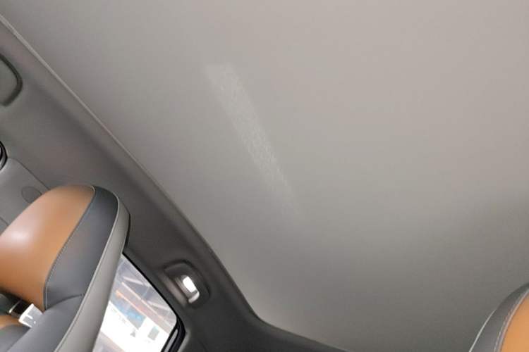 Used AION S Plus 2022 70 Intelligent Edition Headliner