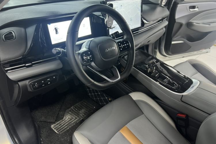 Used AION S Plus 2022 70 Intelligent Edition Interior 3