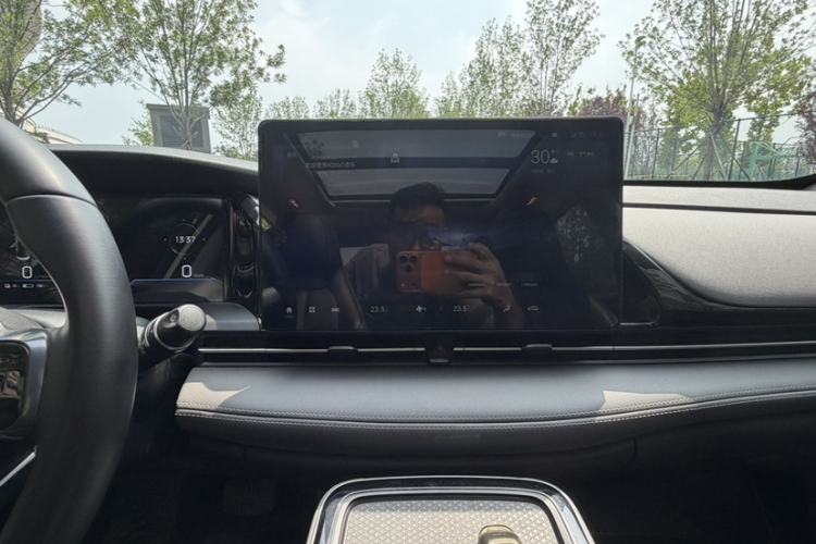 Used AION S Plus 2022 70 Enjoy Edition Interior 3