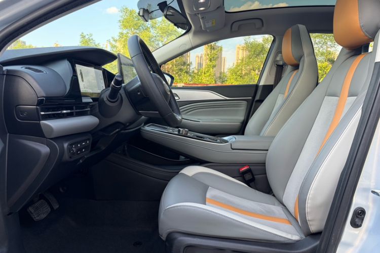 Used AION S Plus 2022 70 Intelligent Edition Interior 3